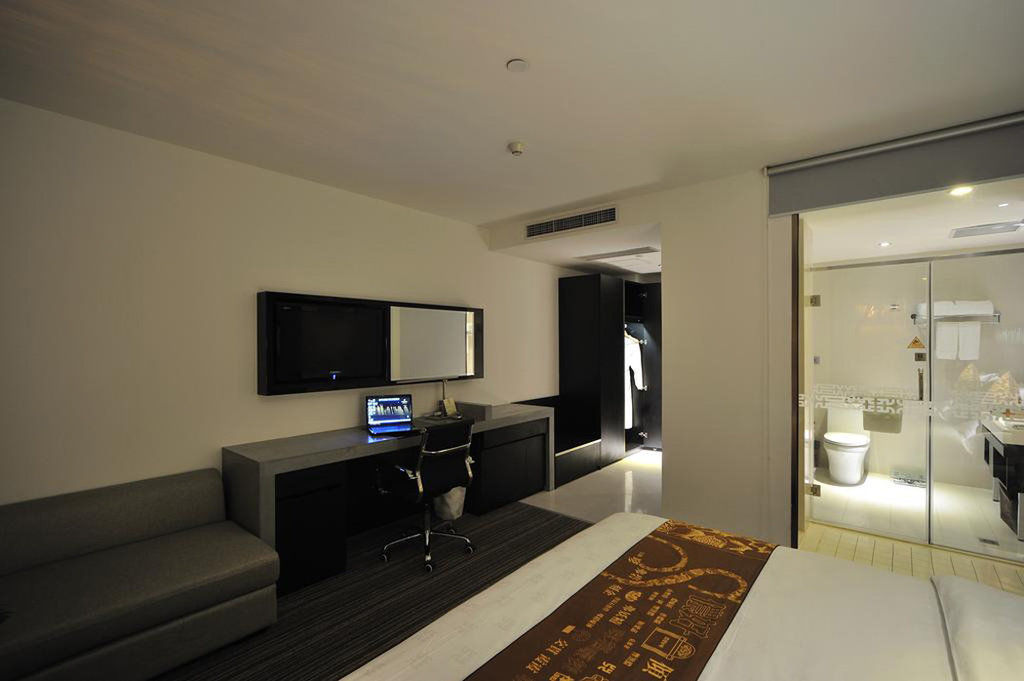 Kingtown Riverside Hotel Plaza Shanghai Exterior photo